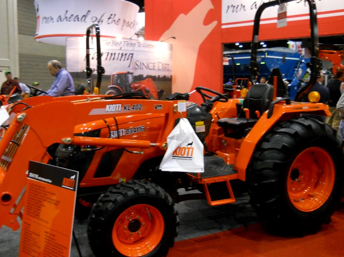 Kioti DS4110 Tractor & Construction Plant Wiki FANDOM powered by Wikia