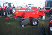 MF 1839 baler IMG 4634