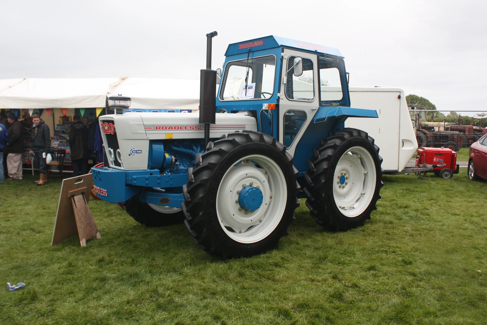 Roadless 120 Tractor & Construction Plant Wiki FANDOM powered by Wikia