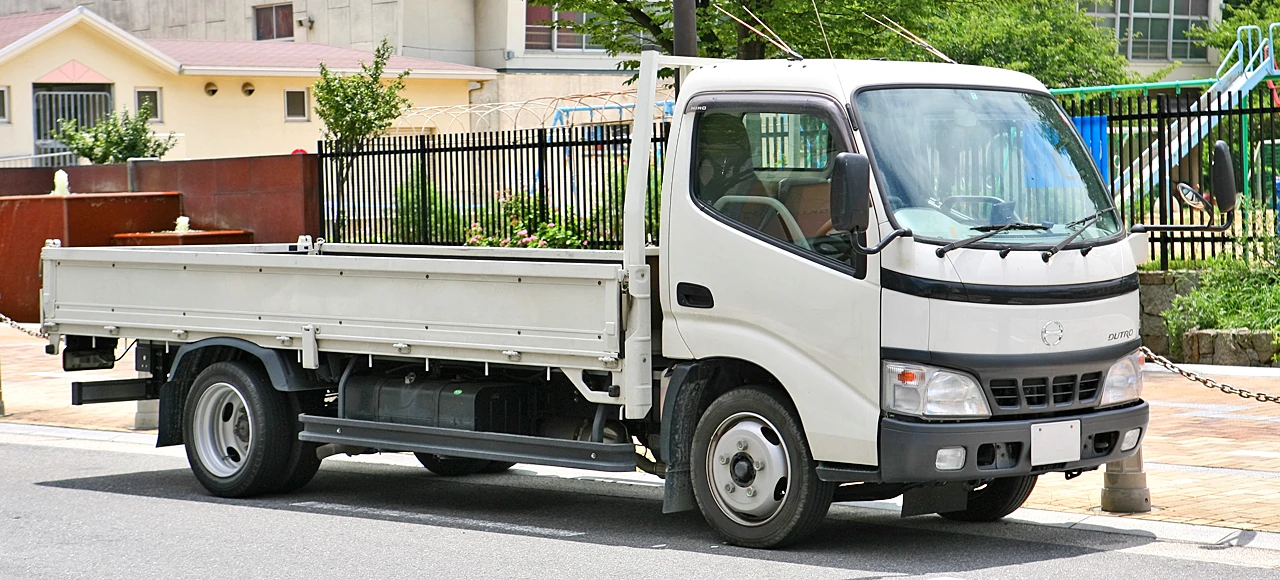 Toyota dyna hino