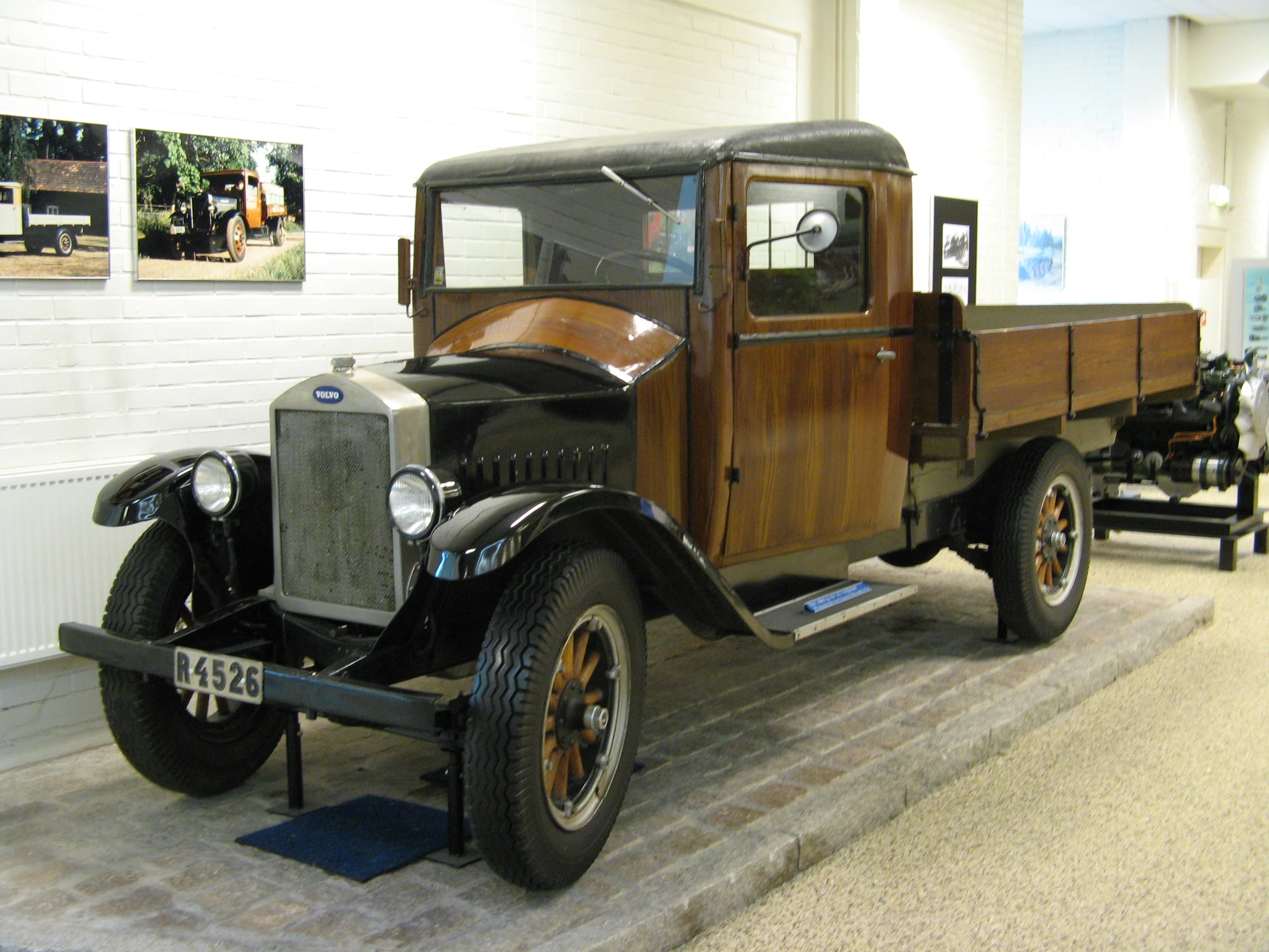 Volvo LV4 Tractor Construction Plant Wiki FANDOM Powered By Wikia