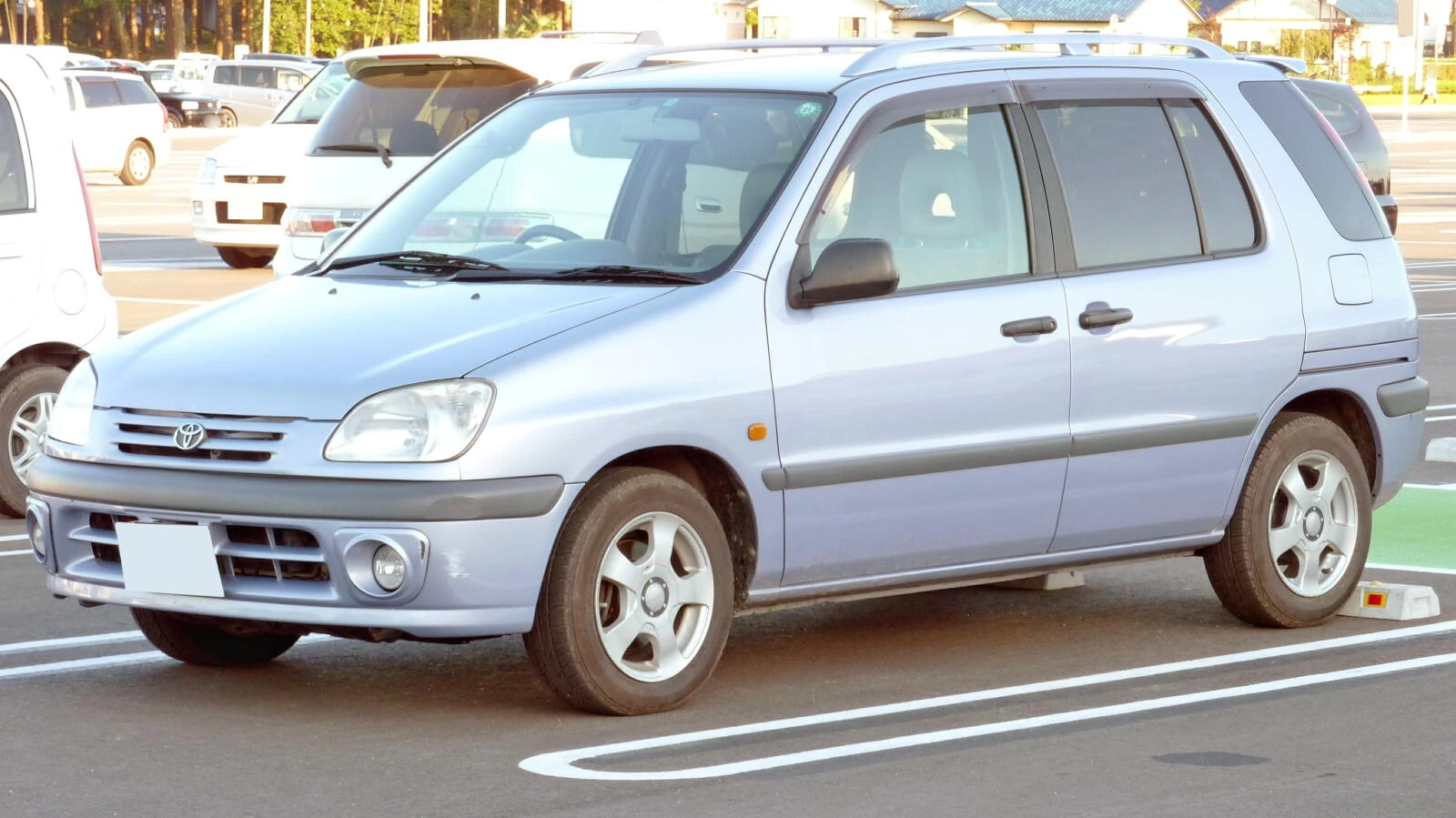 Подлокотник toyota raum