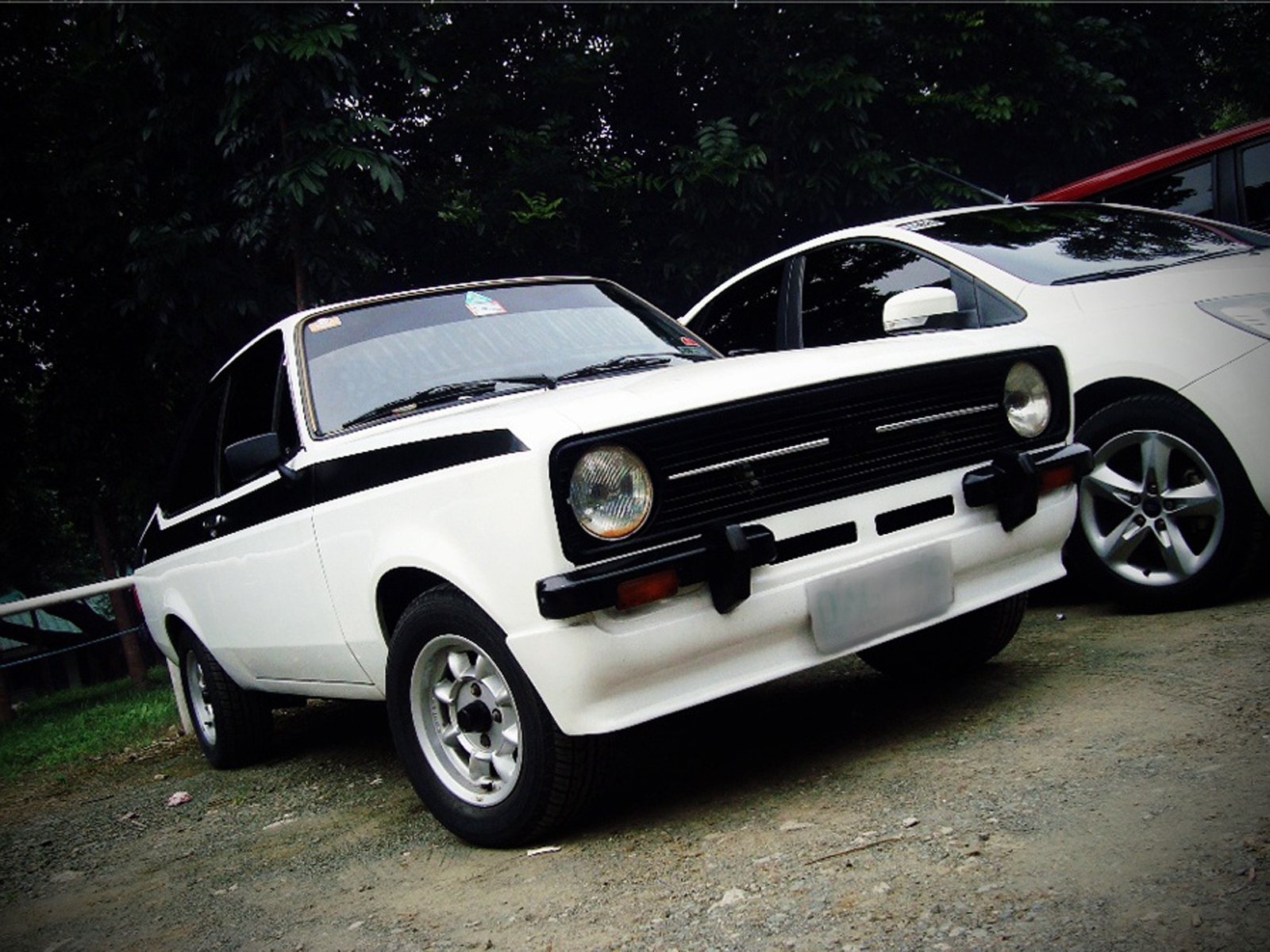 FORD ESCORT MK5 MK6 NEW OS RIGHT HAND DOOR SILL 3 DOOR MODELS RS2000 XR3i