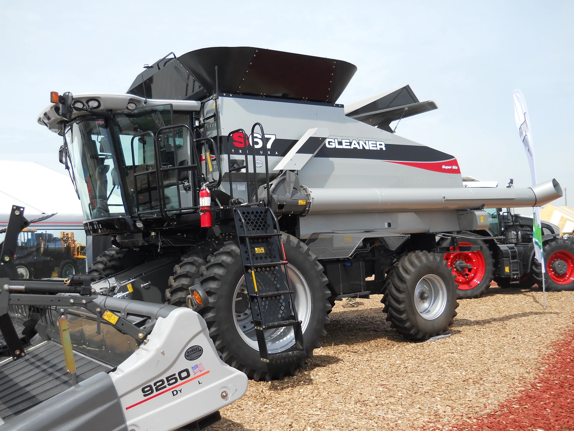 AGCO Gleaner S67 Tritura Tractor & Construction Plant Wiki FANDOM