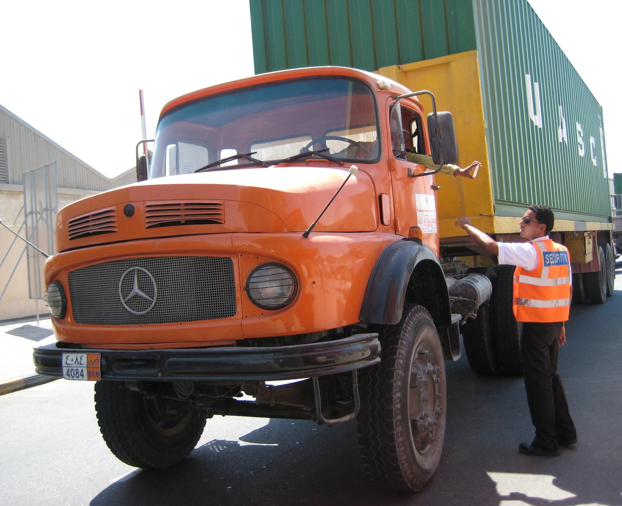 MercedesBenz Lseries truck Tractor & Construction Plant Wiki