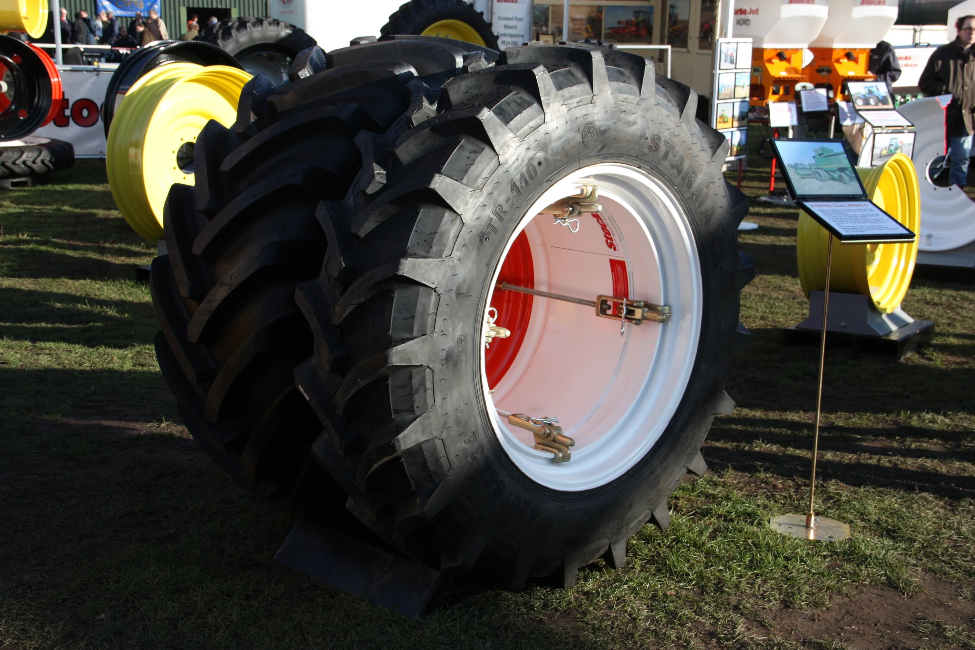 Image Dual wheel stocks Lamma show IMG 3741.jpg Tractor