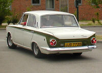 Cortina.mk1.white.750pix