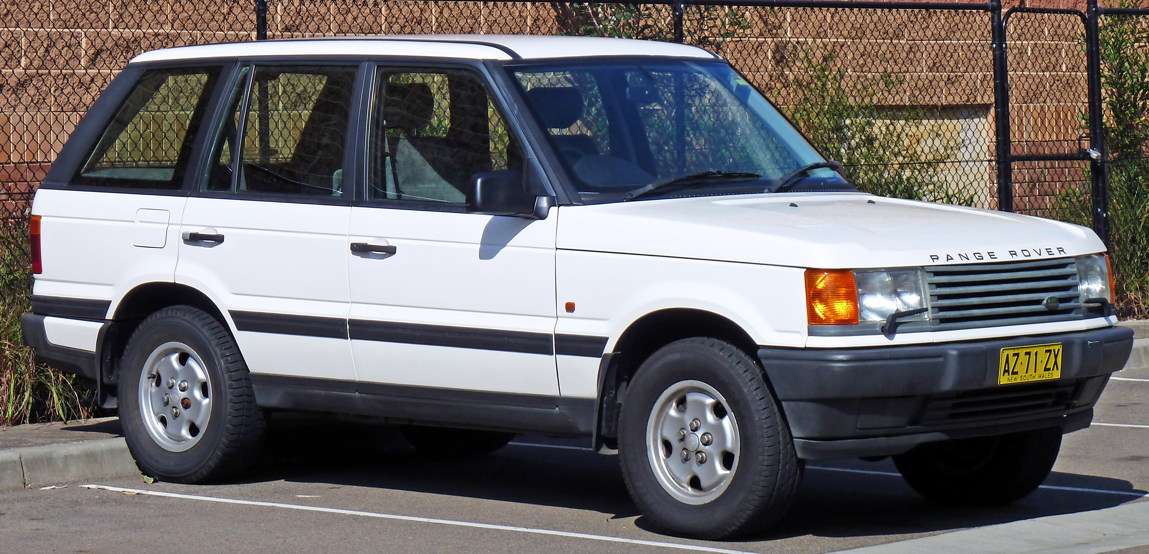 Range Rover | Tractor & Construction Plant Wiki | FANDOM powered by Wikia