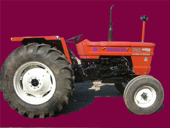 New Holland Fiat 640 Special Al Ghazi Tractor Construction