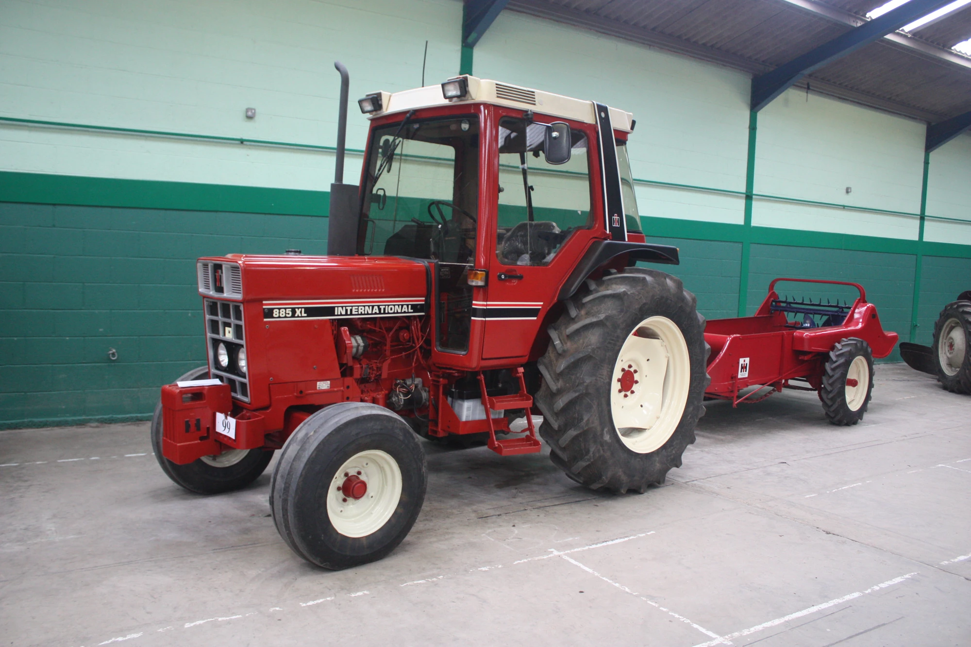 International 885XL Tractor & Construction Plant Wiki Fandom