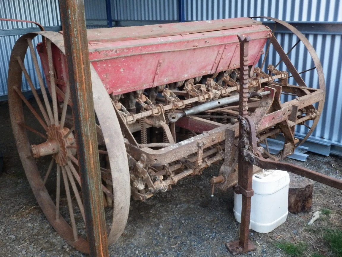 MasseyHarris seed drills Tractor & Construction Plant Wiki FANDOM