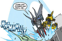 Titan4.3 Starscream wields static lance