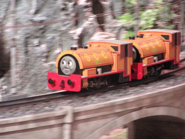 File:BillandBenHaraModelRailway.jpg