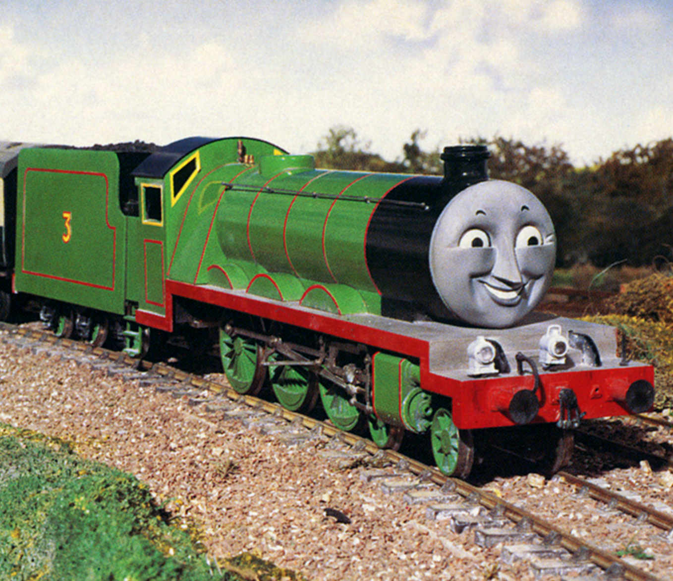 wooden henry thomas the tank engine