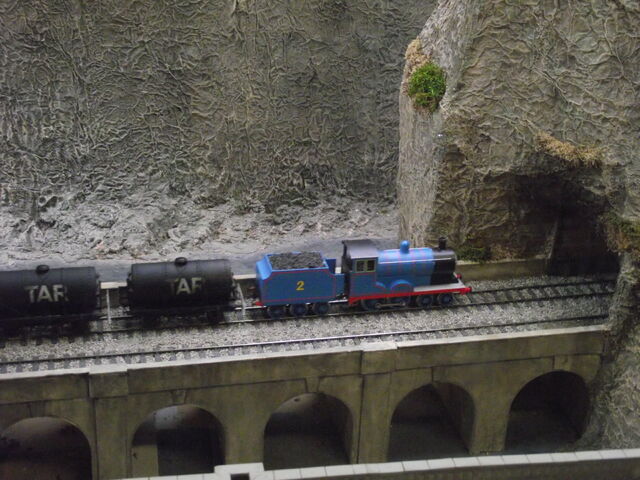 File:EdwardModelDraytonManor2.jpg
