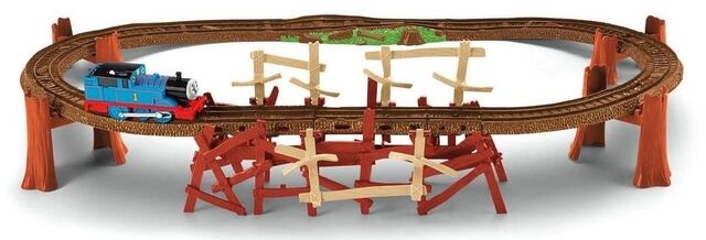 File:TrackmasterShakeShakeBridge.jpg