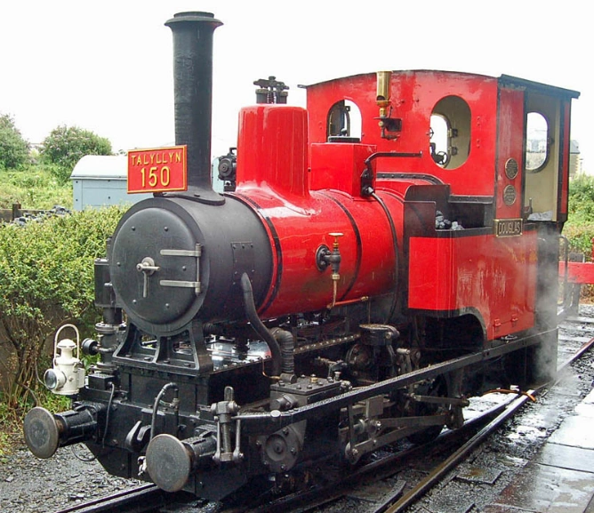 Douglas (narrow gauge) Thomas the Tank Engine Wikia FANDOM powered
