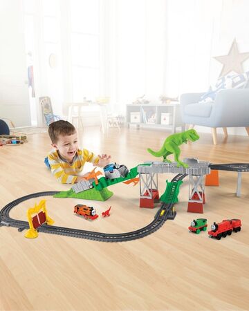 trackmaster dino escape set