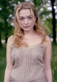 Sophia Myles 4