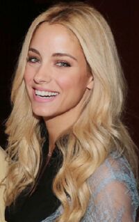 Doukissa Nomikou 13