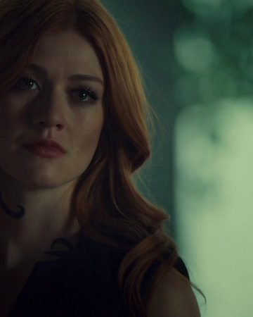Clary Fairchild Shadowhunters On Freeform Wiki Fandom