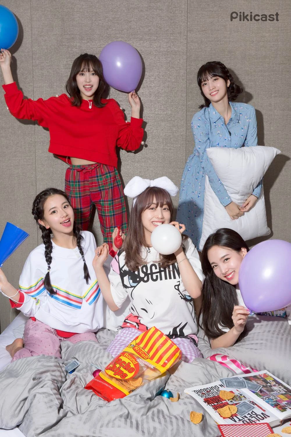 Image - Pikicast Mina, Chaeyoung, Jihyo, Momo, & Nayeon ...