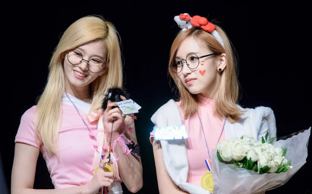 Image - Mina and Sana fan meet 2.PNG | Twice Wiki | FANDOM ...