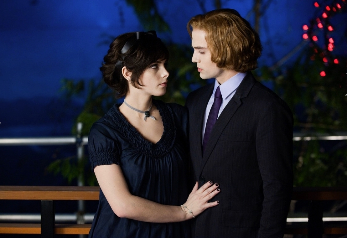 Image Alice and Jasper 3.jpg Twilight Saga Wiki FANDOM powered by Wikia