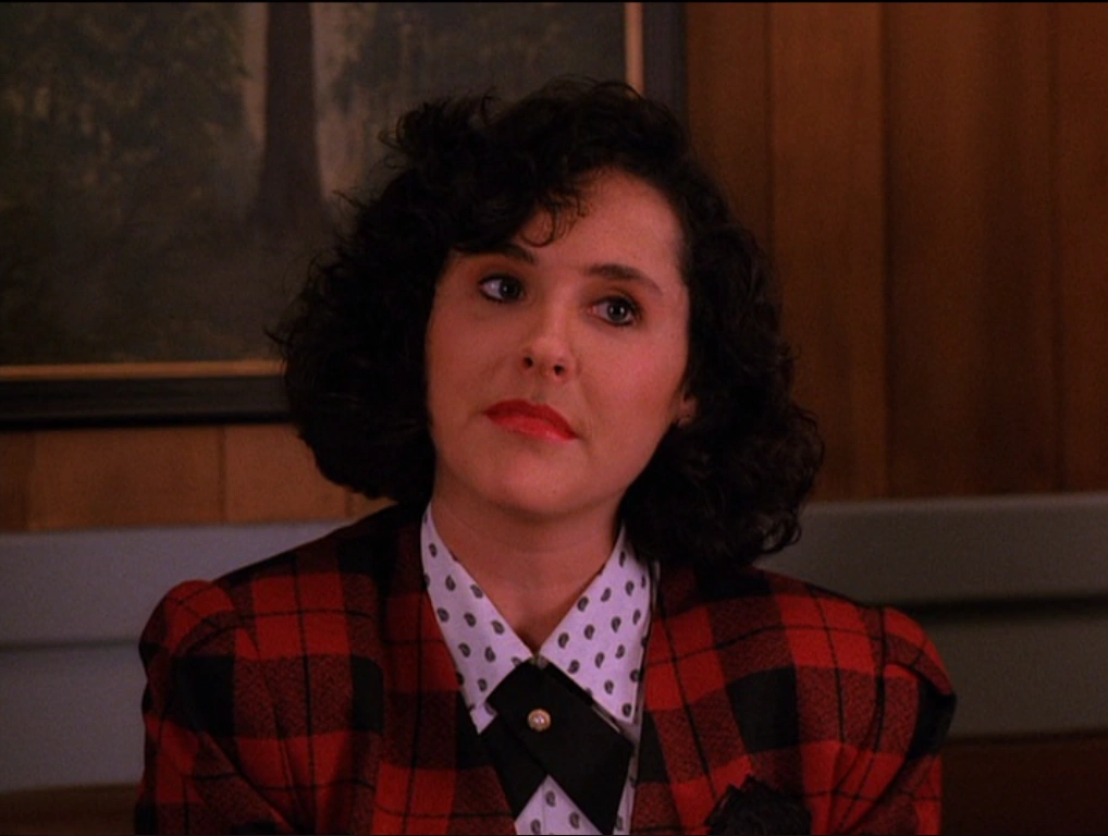 Molly Shannon Twin Peaks Wiki FANDOM powered by Wikia