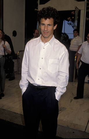 File:Michael Ontkean.jpg