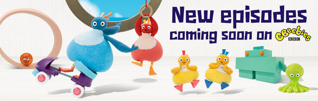 File:Ceebies and FamilyJr.jpg