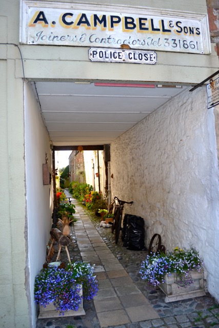 Alley 3