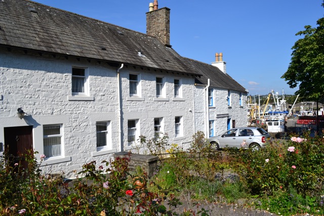 Harbour house 1