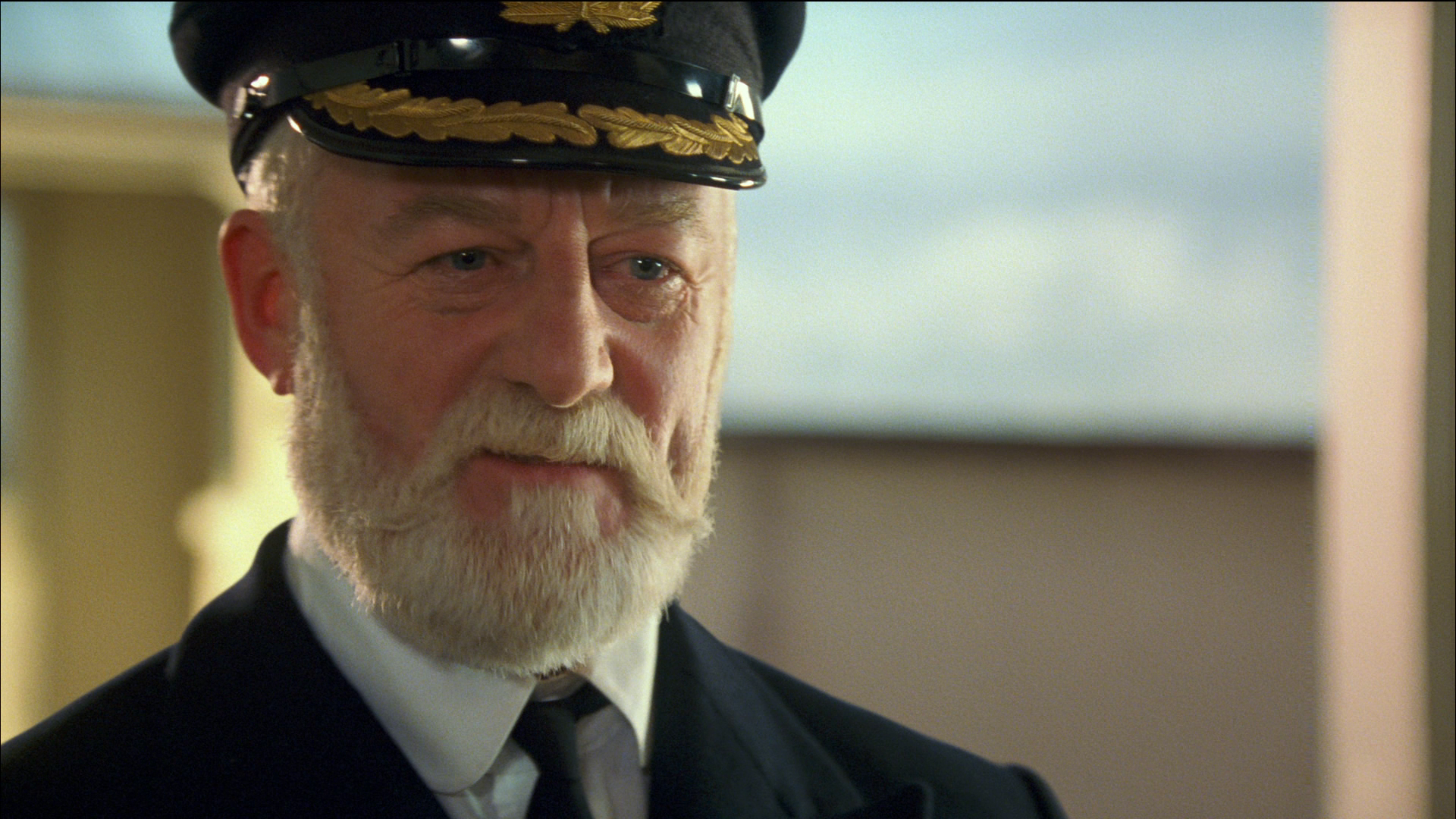 Капитан счастный. Bernard Hill 1997 Титаник. Бернард Хилл актер. Бернард Хилл 1997.