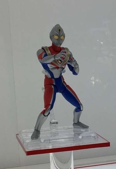 shf ultraman dyna