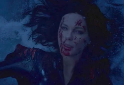 Underworld - Blood Wars (2016).mp4 snapshot 00.58.52 -2017.03.17 23.09.21-