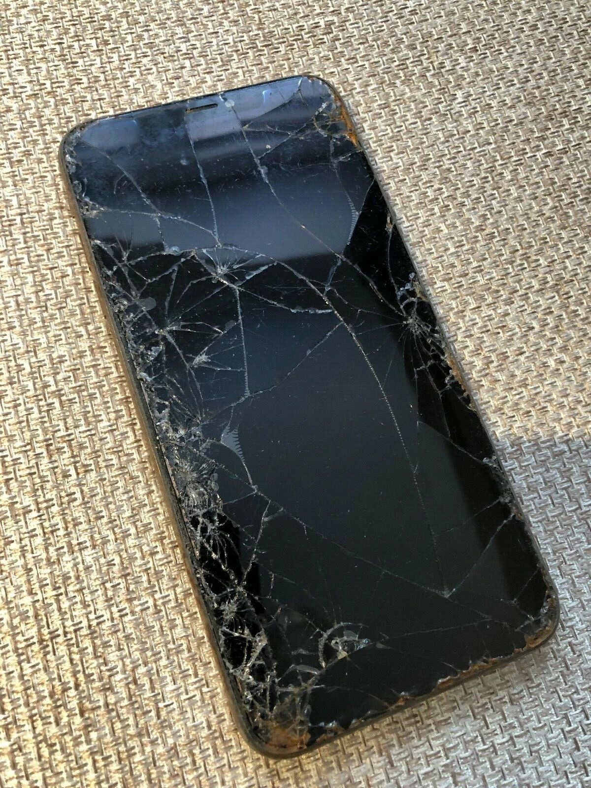 Unnamed Broken 512GB iPhone XS Max (August 2019 eBay Listed