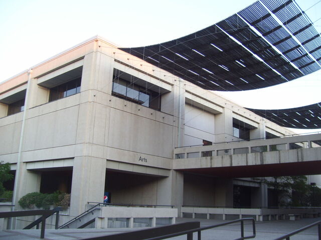 File:Arts2.jpg