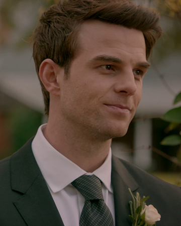 kol mikaelson wiki vampirediaries