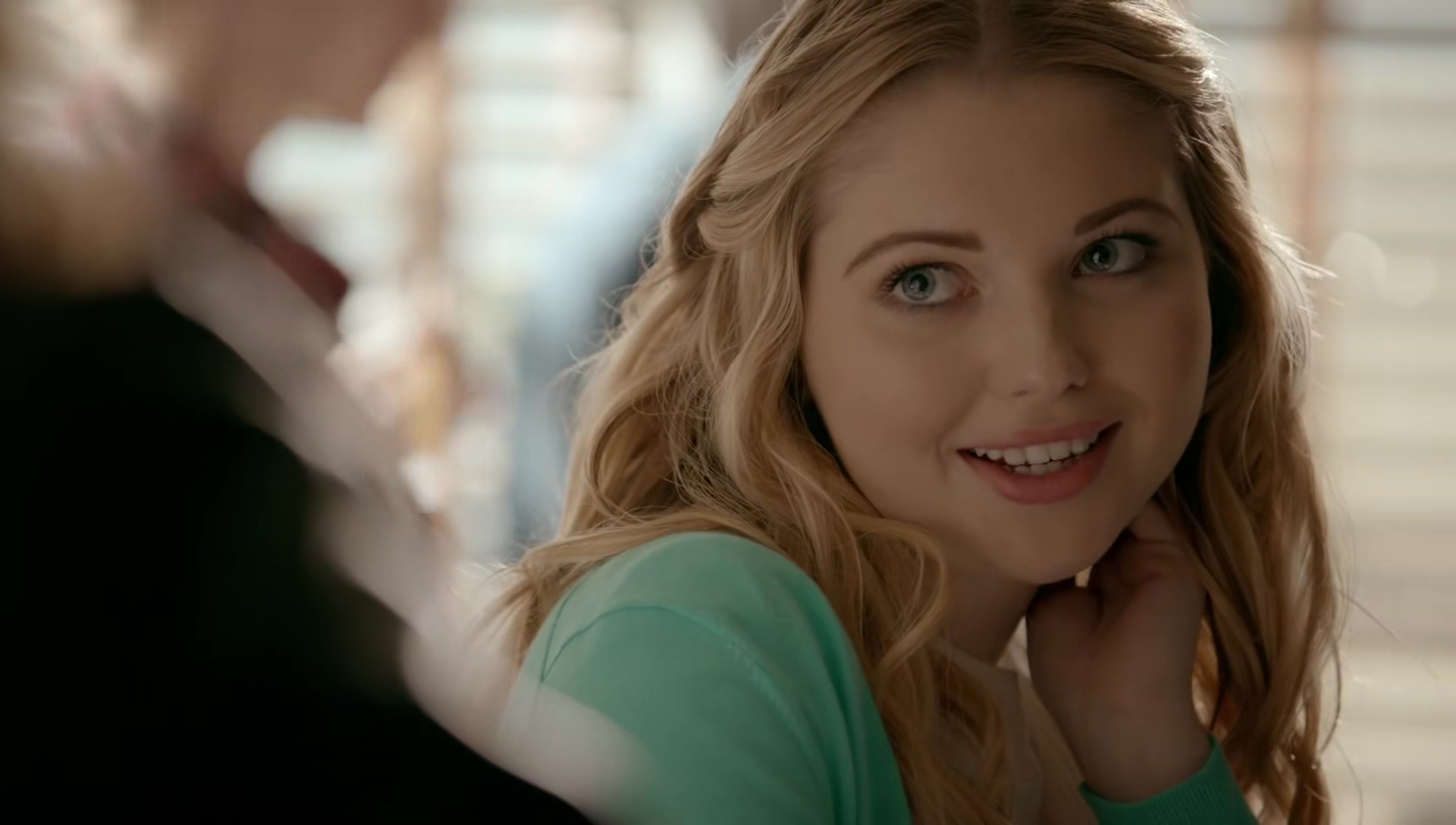 Violet Fell The Vampire Diaries Wiki FANDOM powered by Wikia