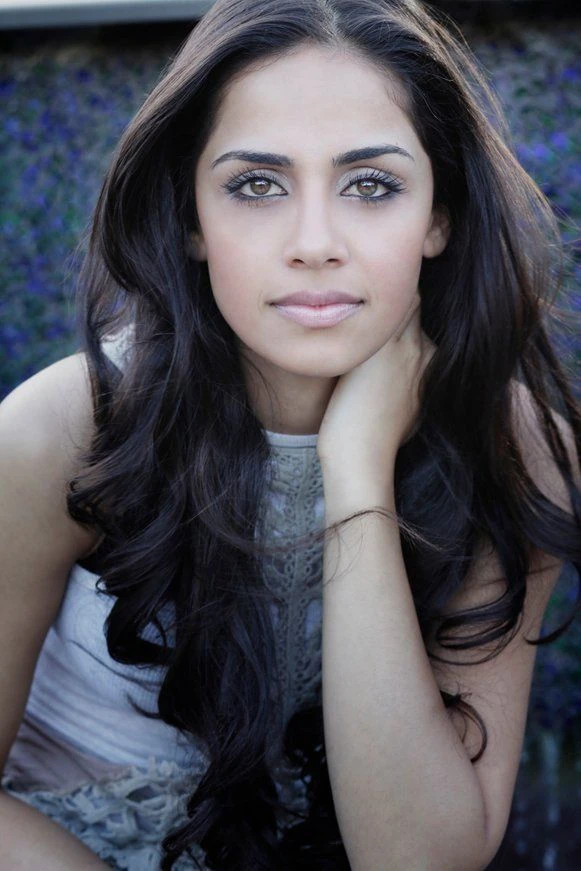 Nishi Munshi The Vampire Diaries Wiki FANDOM powered by Wikia