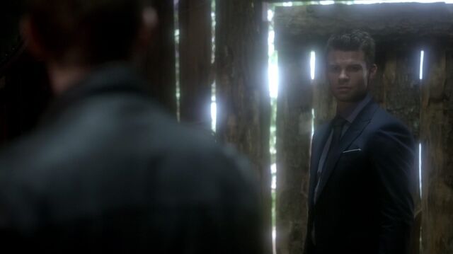 File:Normal TheOriginals211-0685Elijah-Klaus.jpeg