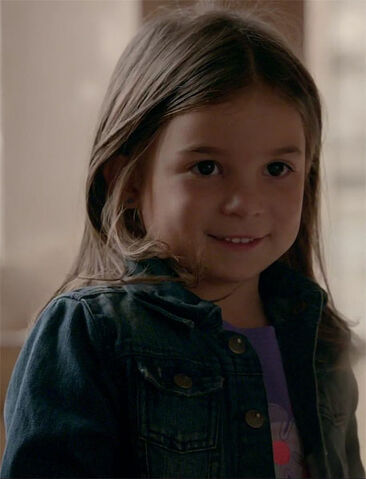 File:Josie-7X22.jpeg