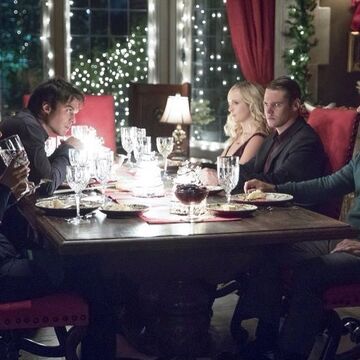 Christmas Dinner The Vampire Diaries Wiki Fandom