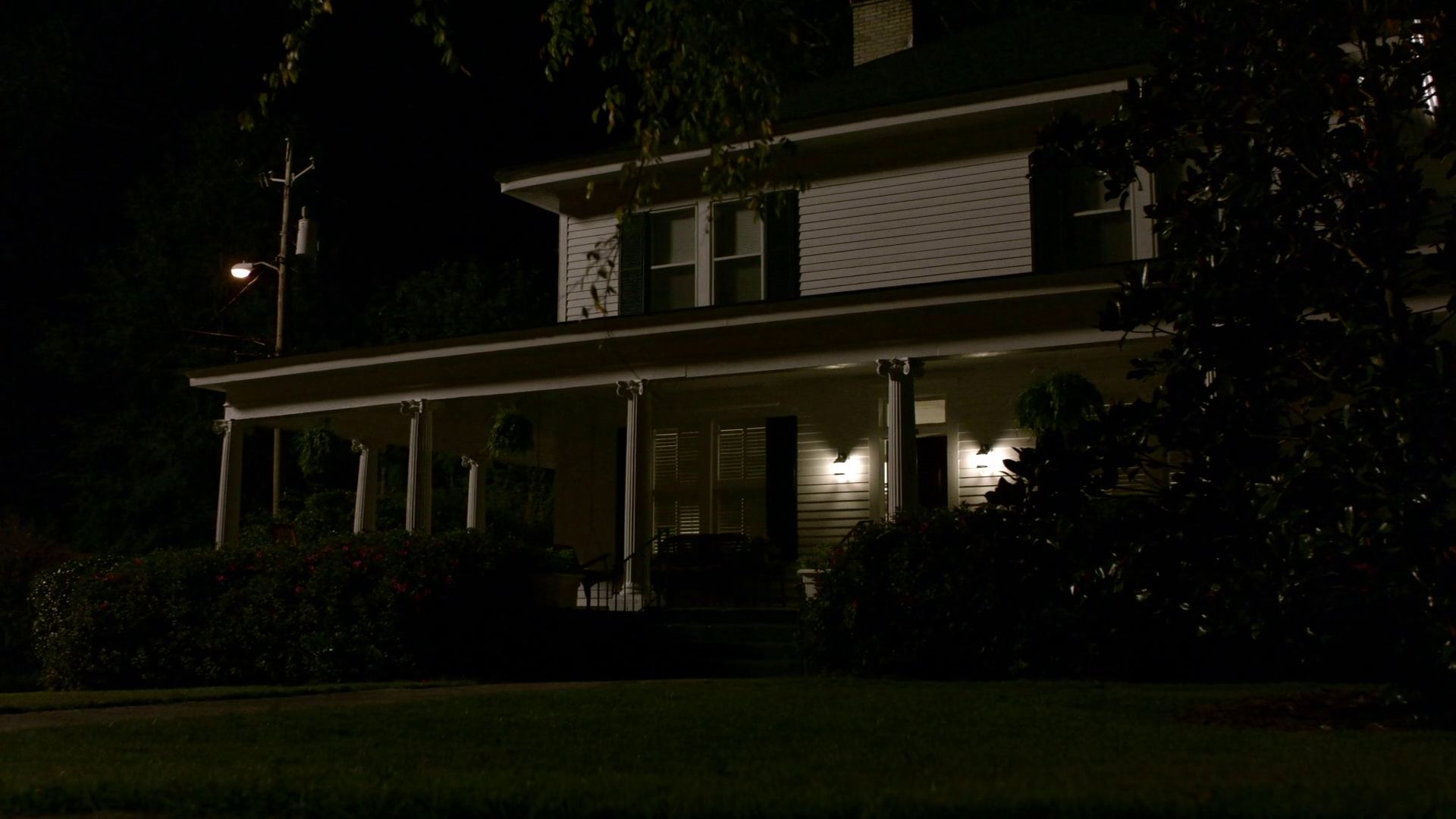 Image 103Gilbert HouseNight.png The Vampire Diaries Wiki FANDOM