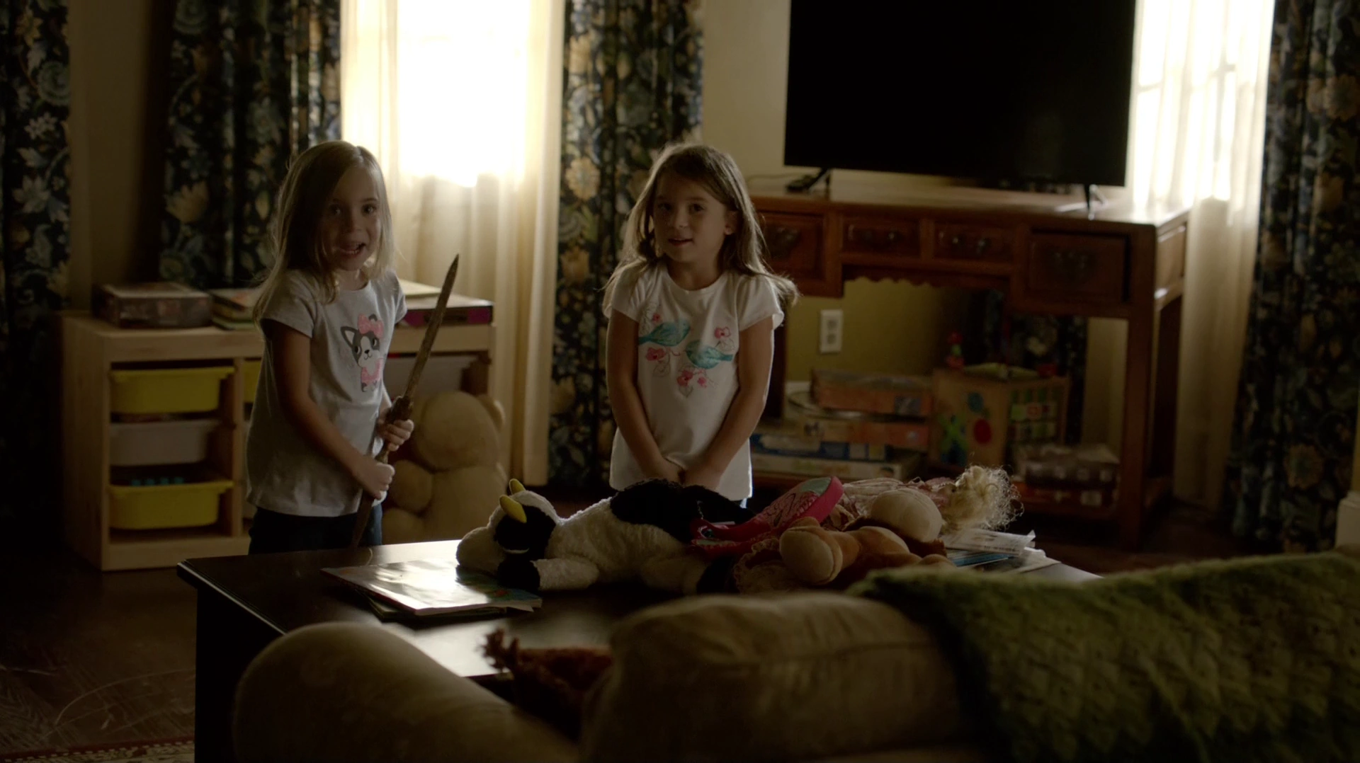 Image 803 049 Josie Lizzie png The Vampire Diaries Wiki FANDOM