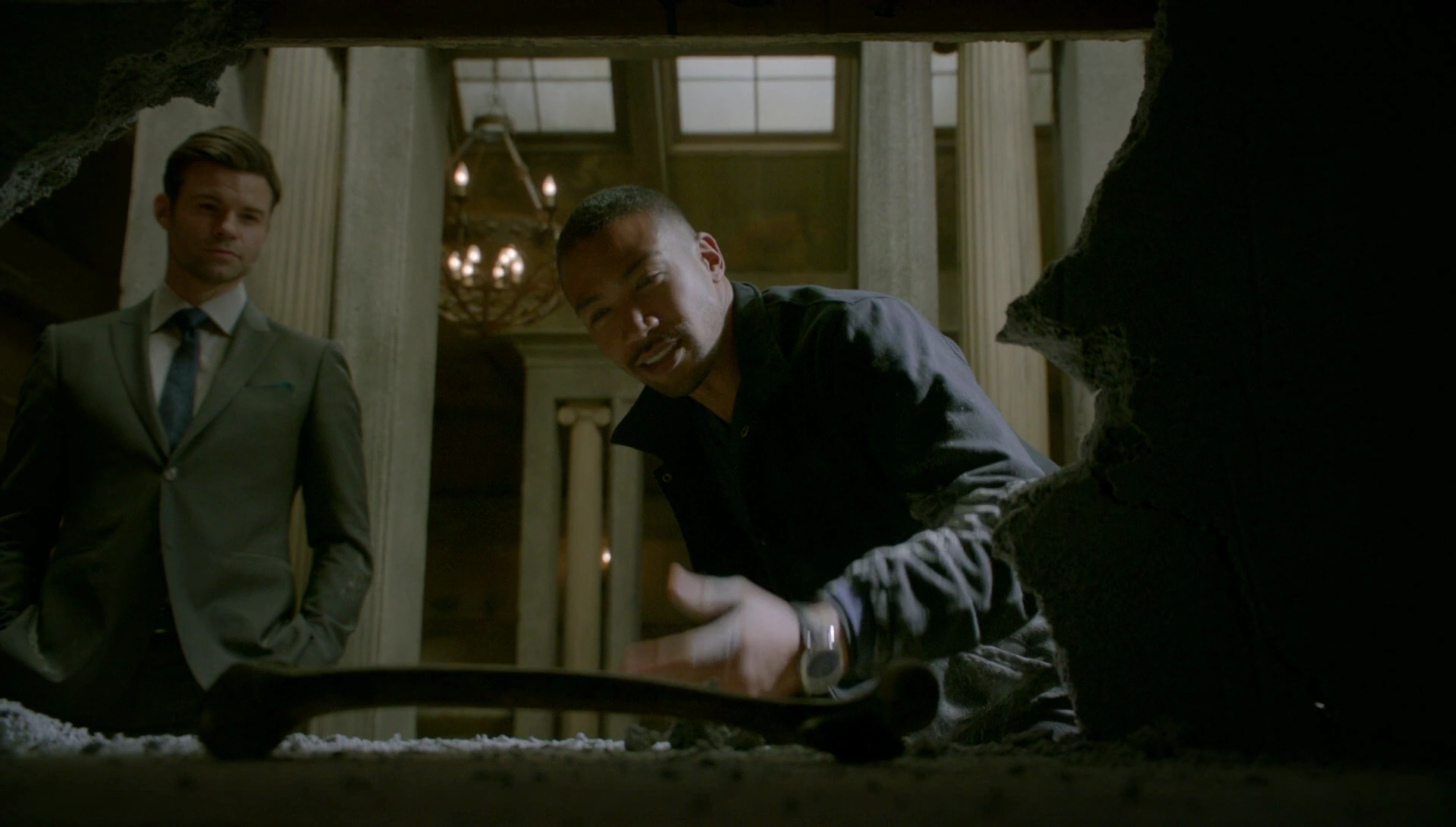 Image TO408091ElijahMarcelHollow Bone.png The Vampire Diaries