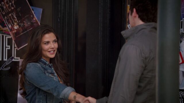 File:Normal TheOriginals201-1263Davina-Kaleb.jpeg