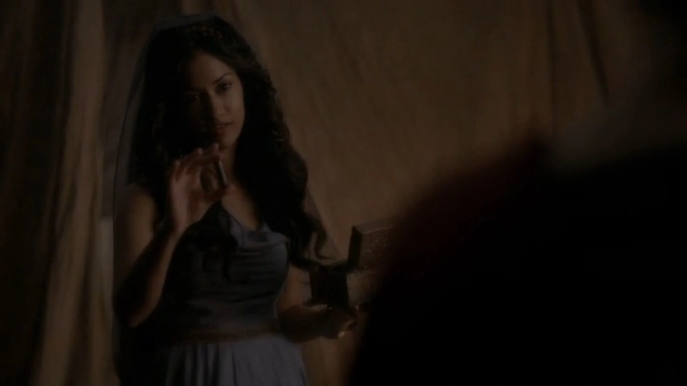 Image Qetsiyah il y a 2000 ans (5).png Wiki Vampire Diaries France FANDOM powered by Wikia