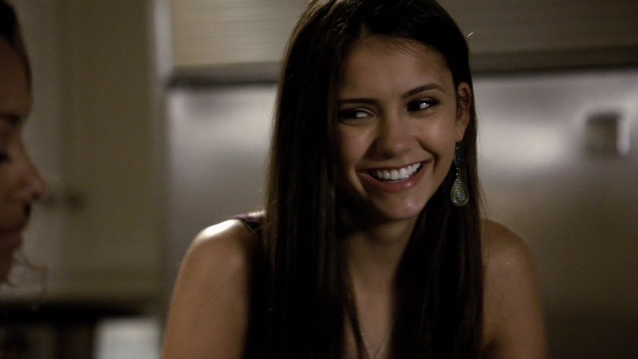 Image Elena12 Wiki Vampire Diaries France Fandom Powered By Wikia 5147